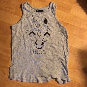 Girls gap tank top super cute!